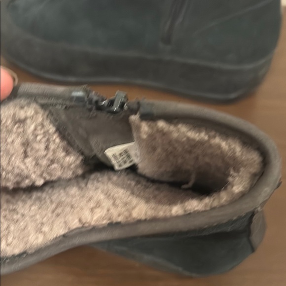 Rockport Women's Black Suede Boots 8 nwot - Picture 13 of 13